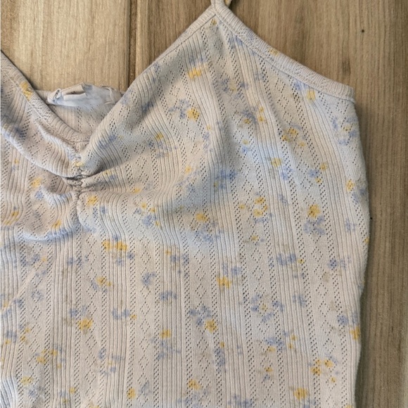 Shein Medium Tank Bundle - Picture 4 of 12